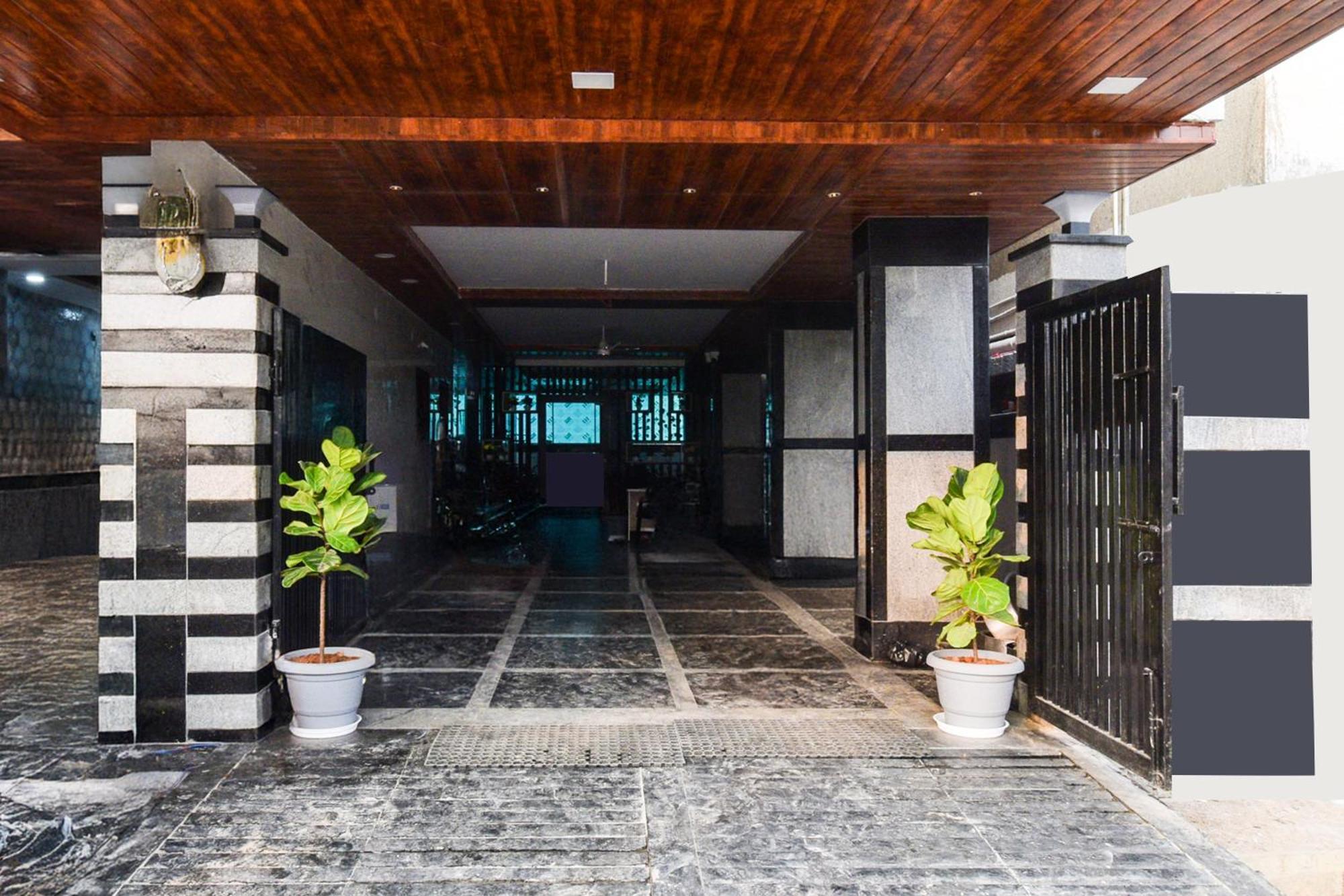 Super Collection O Gachibowli Phase - 1 Near Isb Hotel ภายนอก รูปภาพ